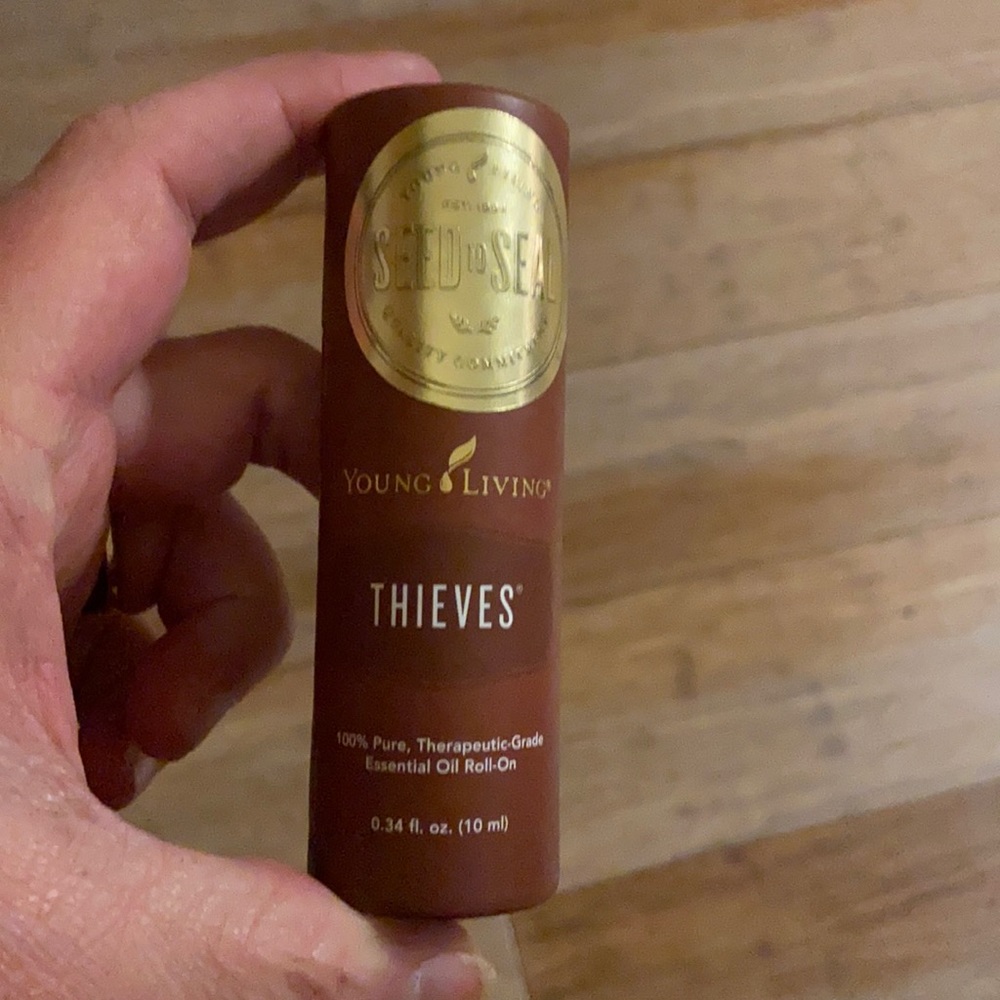 Young Living Thieves roller